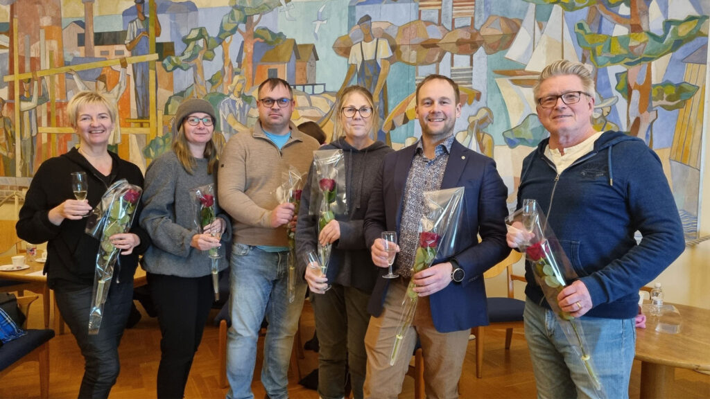Hangon Yrittäjien hallitus 2024, Yhteystiedot